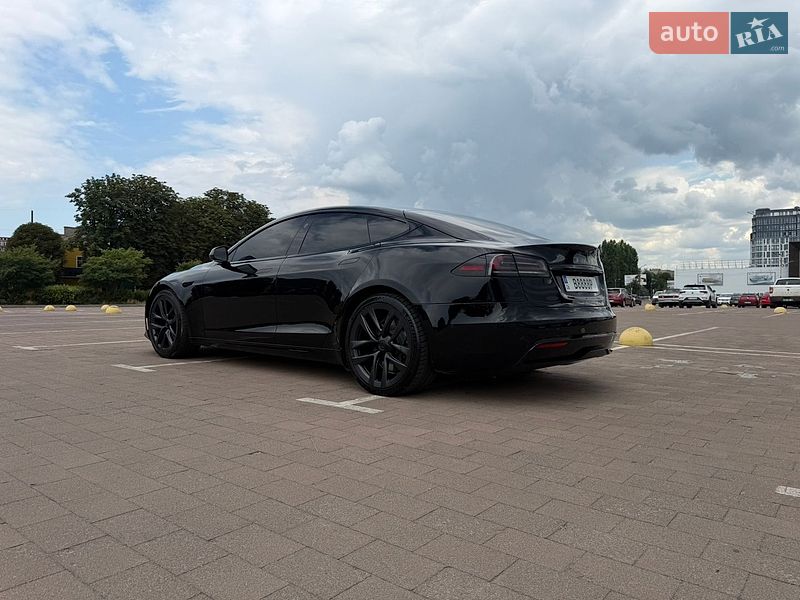 Лифтбек Tesla Model S 2022 в Житомире