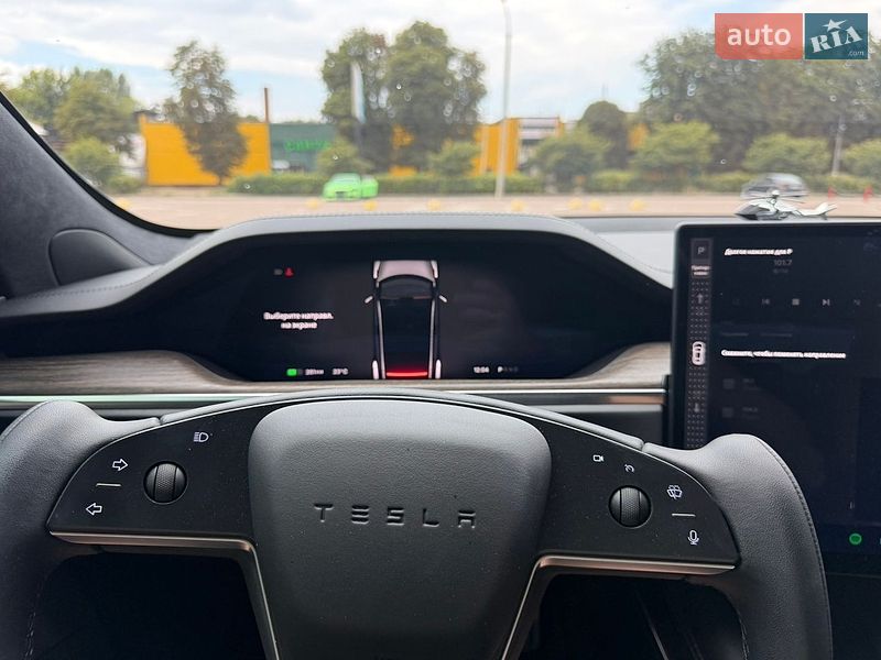 Лифтбек Tesla Model S 2022 в Житомире