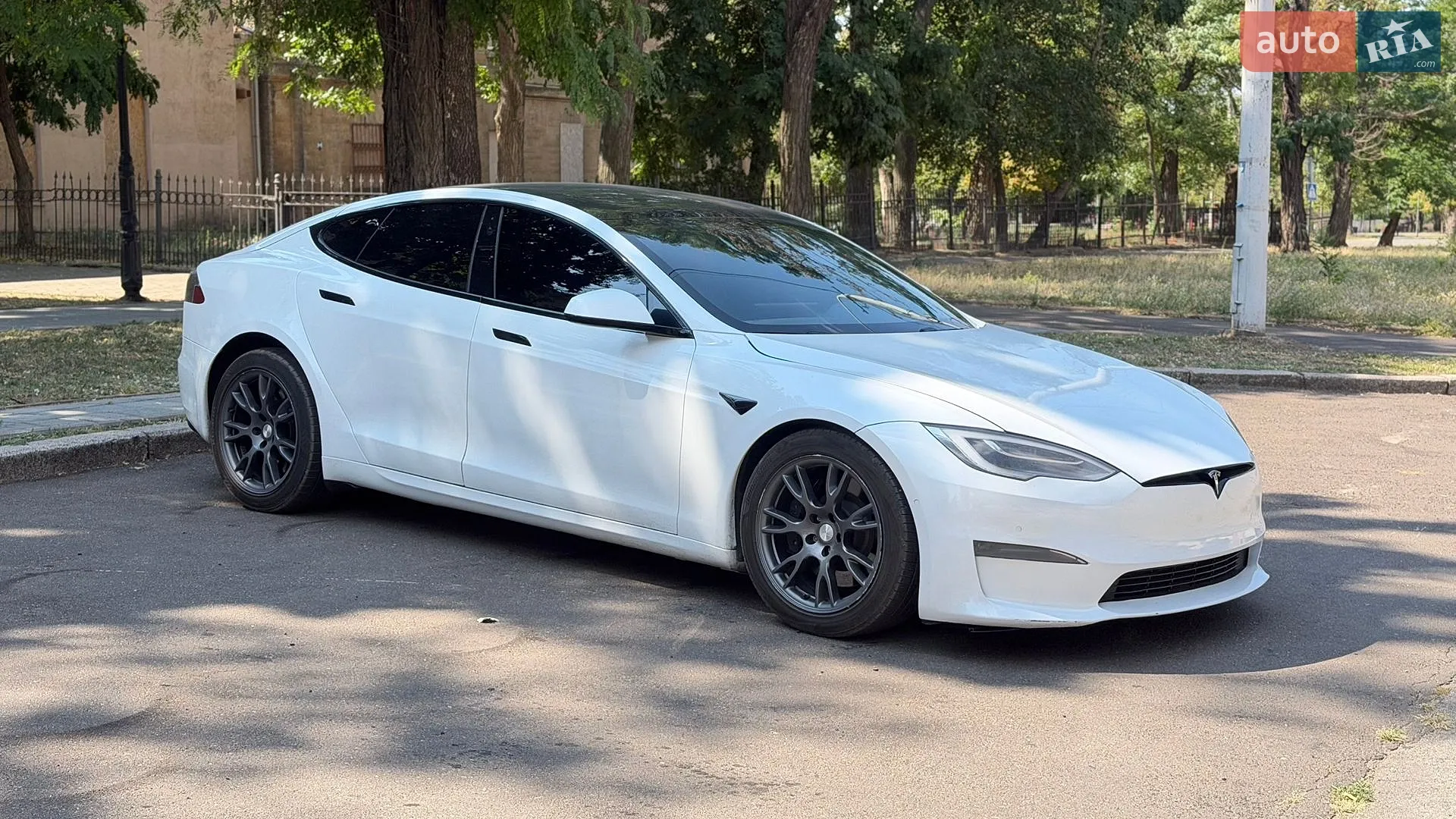 2022 Tesla Model S - мініатюра 3