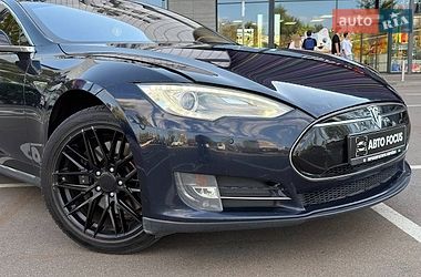 Лифтбек Tesla Model S 2013 в Киеве