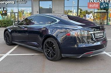 Лифтбек Tesla Model S 2013 в Киеве
