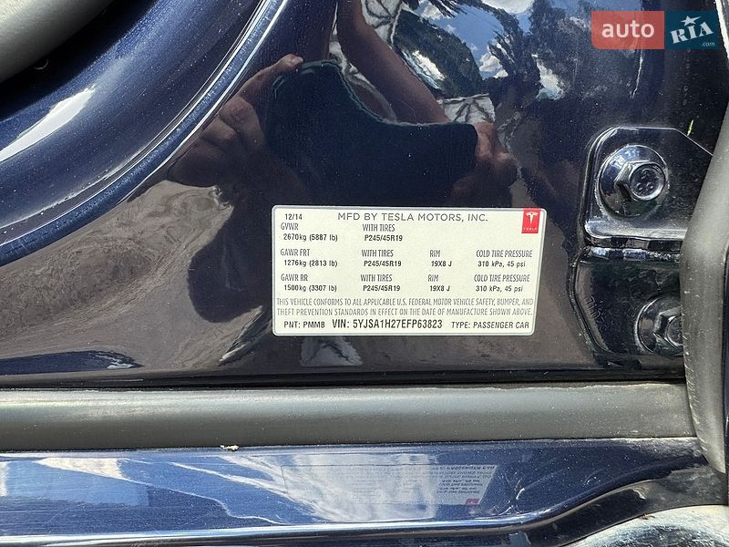 Ліфтбек Tesla Model S 2014 в Києві