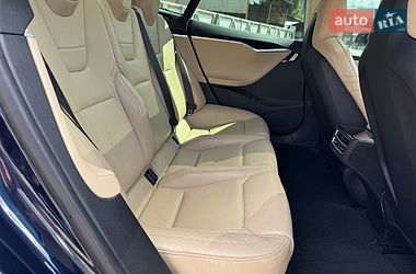 Ліфтбек Tesla Model S 2014 в Києві