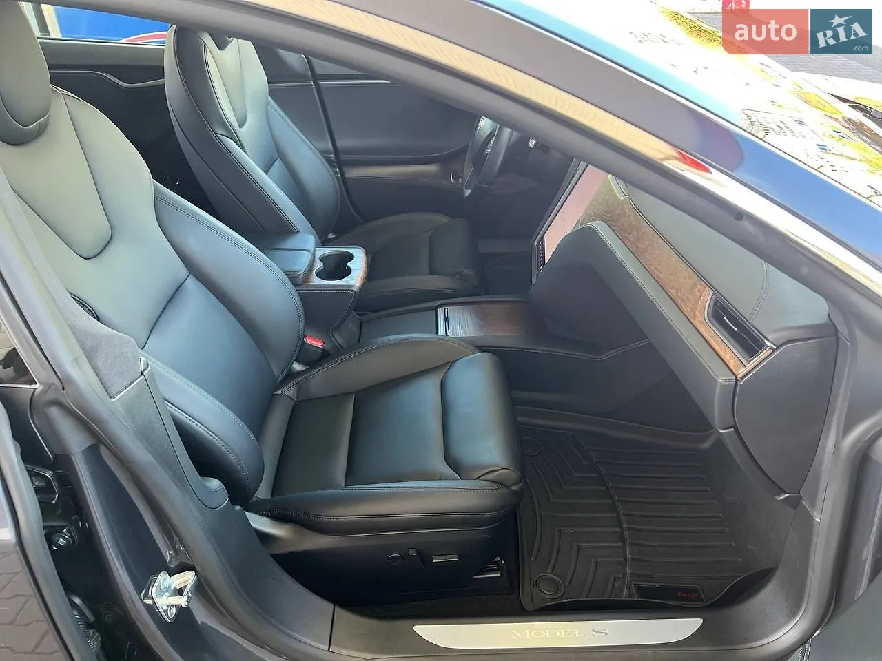 2020 Tesla Model S - мініатюра 25