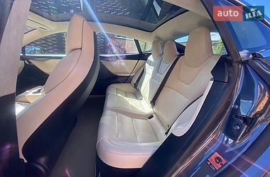 Лифтбек Tesla Model S 2018 в Луцке