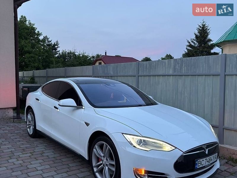 Tesla Model S 2014 Tesla Model S 2014