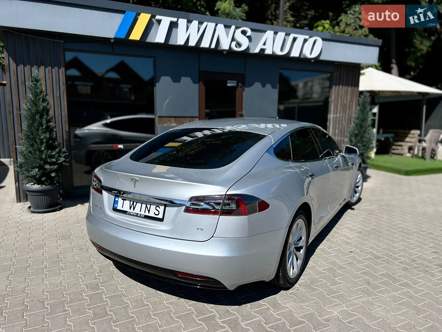 2016 Tesla Model S - мініатюра 18