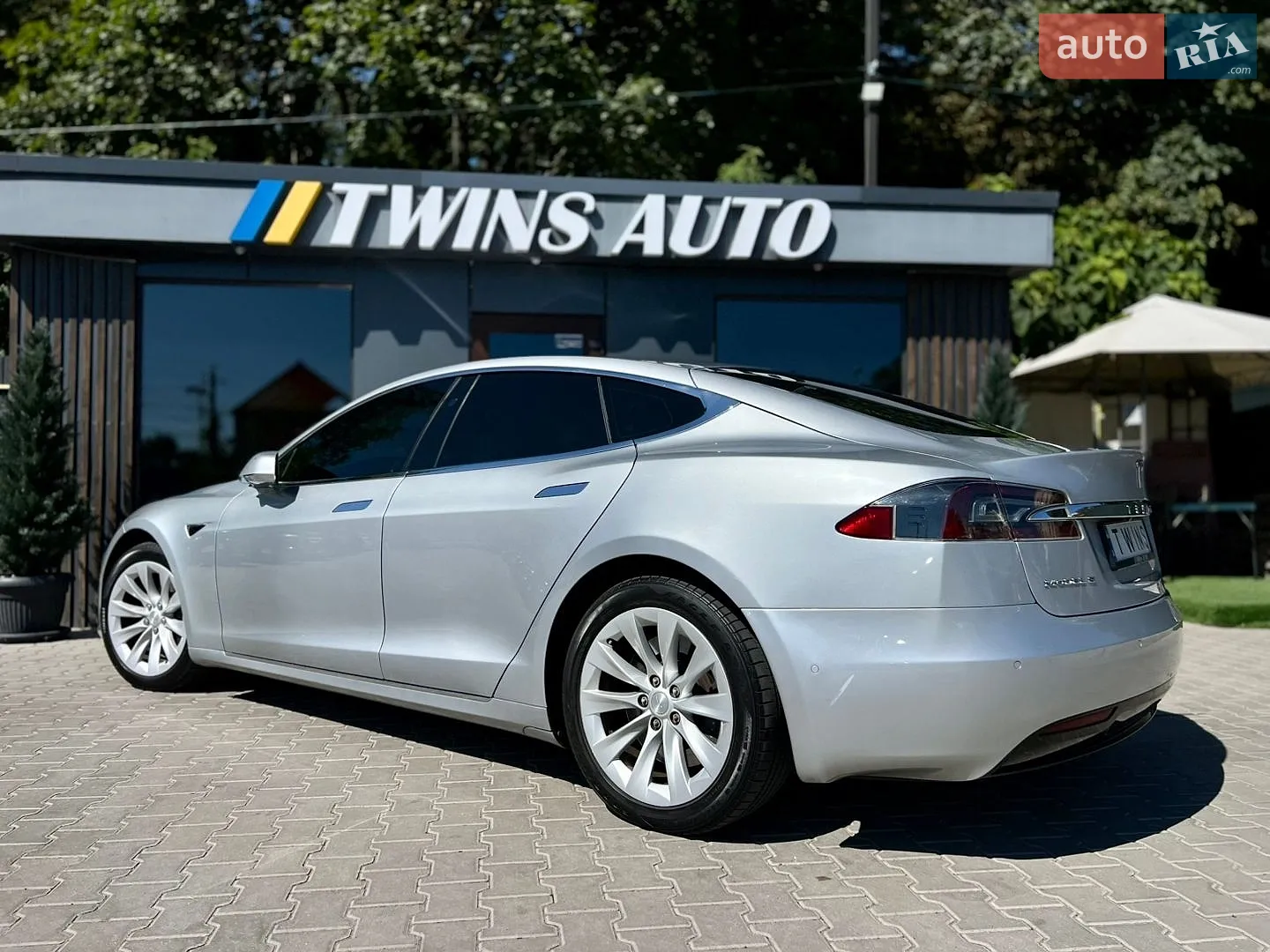 2016 Tesla Model S - мініатюра 23