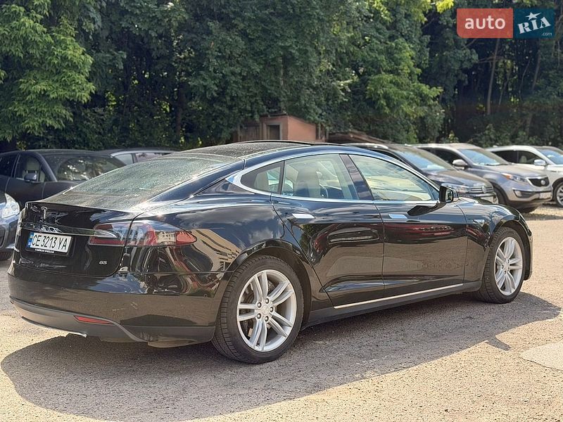 Лифтбек Tesla Model S 2015 в Черновцах фото 5 Лифтбек Tesla Model S 2015 в Черновцах