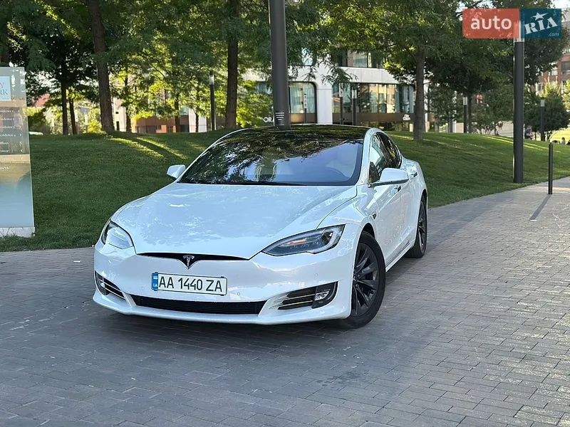 Tesla Model S