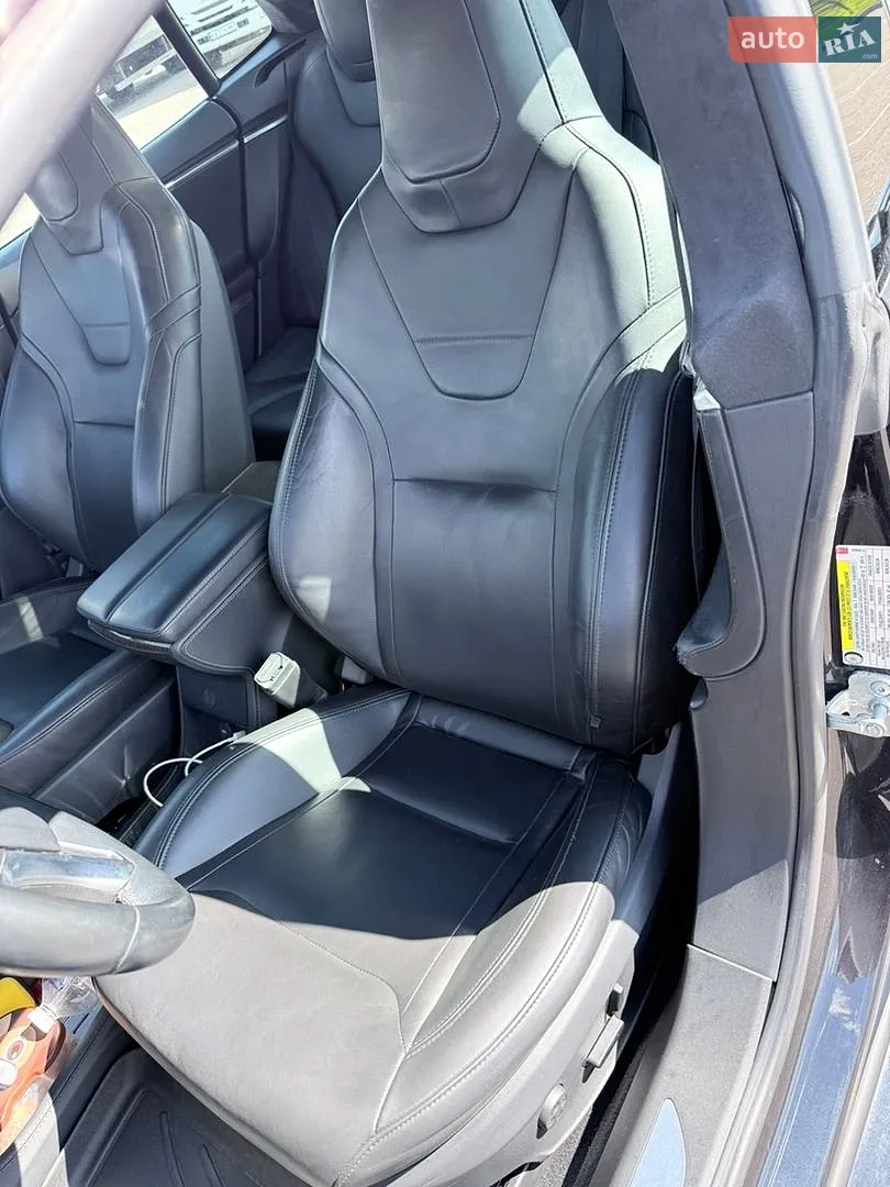 2015 Tesla Model S - мініатюра 23