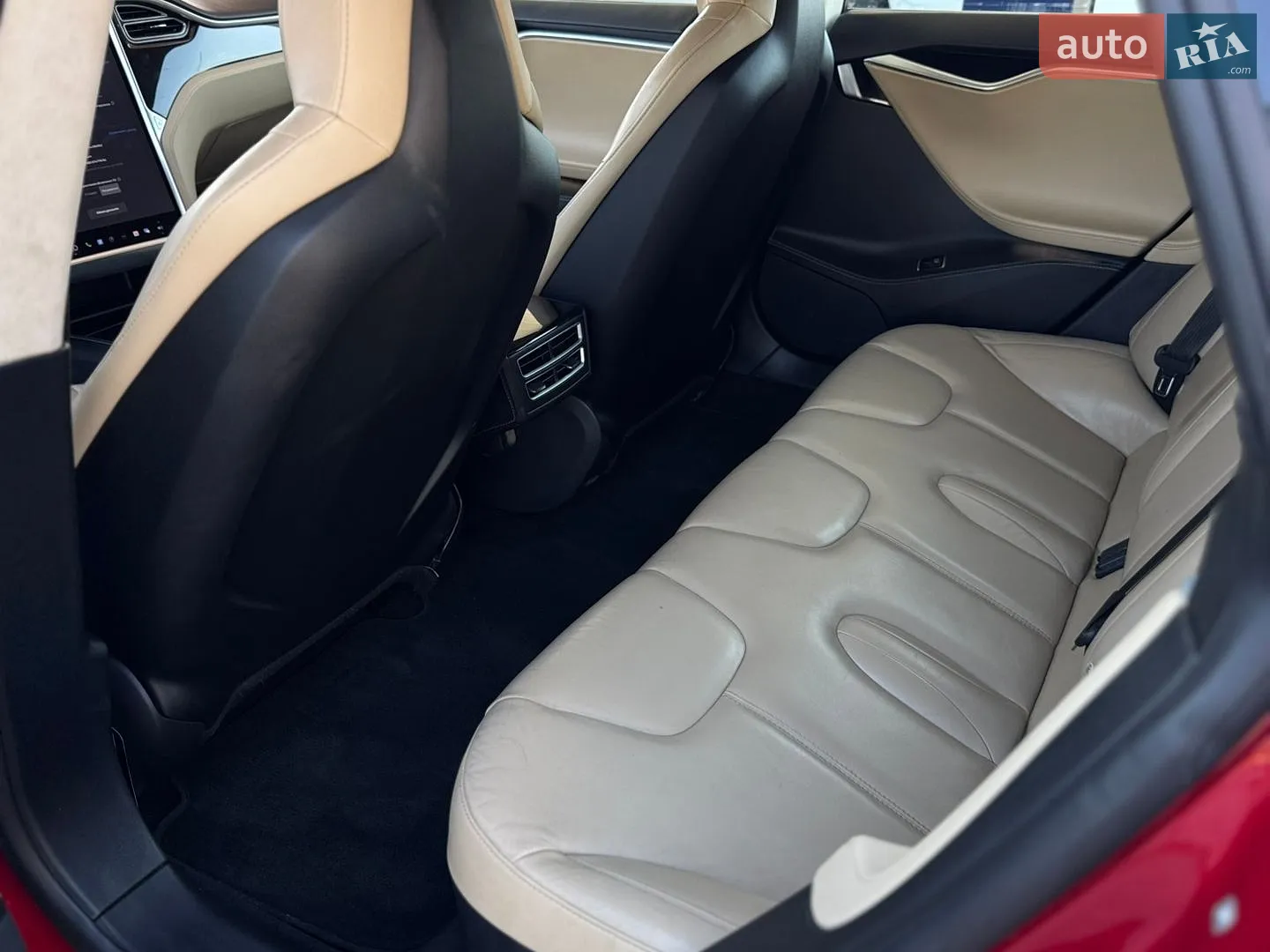 2014 Tesla Model S - мініатюра 11