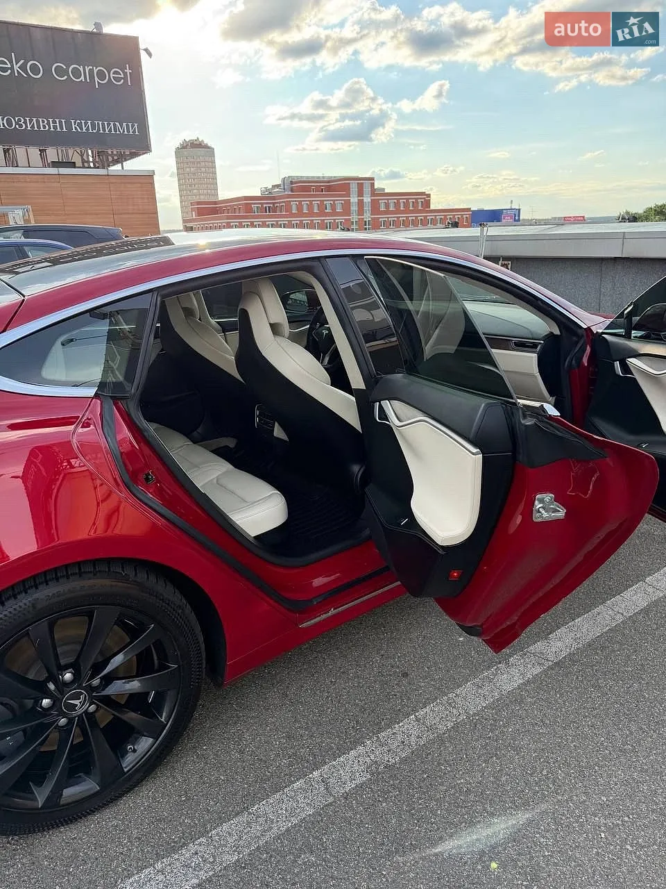2018 Tesla Model S - мініатюра 5