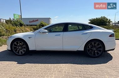 Лифтбек Tesla Model S 2015 в Львове фото 7 Лифтбек Tesla Model S 2015 в Львове