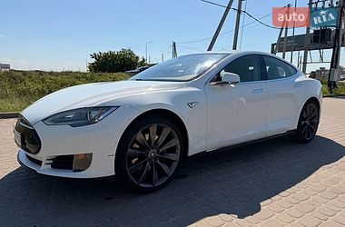 Лифтбек Tesla Model S 2015 в Львове фото 8 Лифтбек Tesla Model S 2015 в Львове