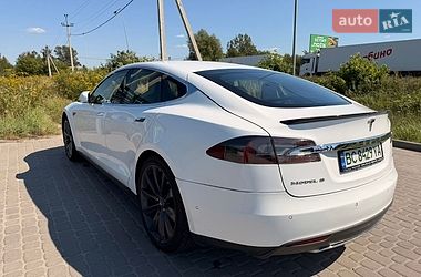 Лифтбек Tesla Model S 2015 в Львове фото 6 Лифтбек Tesla Model S 2015 в Львове