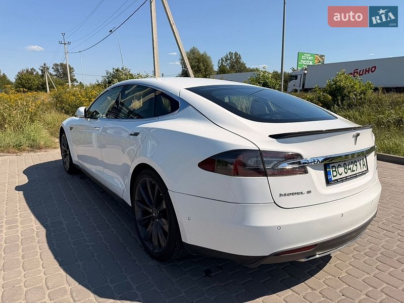 Лифтбек Tesla Model S 2015 в Львове фото 6 Лифтбек Tesla Model S 2015 в Львове