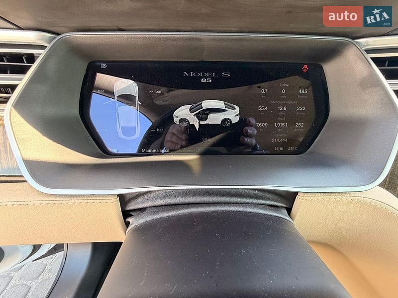 Лифтбек Tesla Model S 2015 в Львове фото 10 Лифтбек Tesla Model S 2015 в Львове