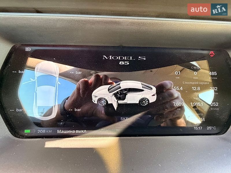 Лифтбек Tesla Model S 2015 в Львове фото 11 Лифтбек Tesla Model S 2015 в Львове