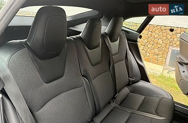 Лифтбек Tesla Model S 2018 в Коломые