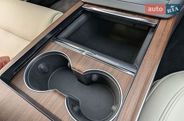 Лифтбек Tesla Model S 2021 в Миргороде фото 39 Лифтбек Tesla Model S 2021 в Миргороде
