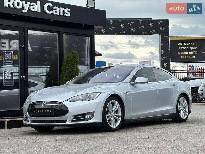 Лифтбек Tesla Model S 2013 в Харькове
