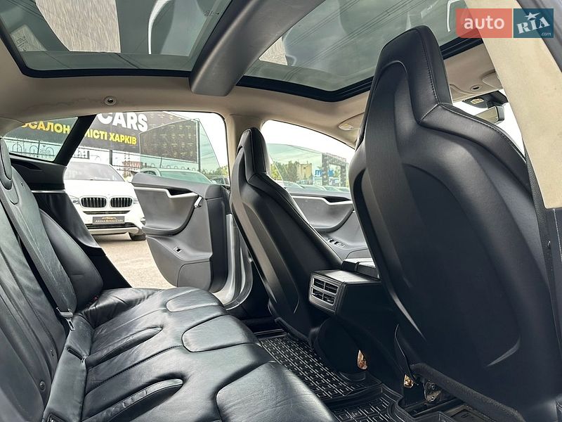 Лифтбек Tesla Model S 2013 в Харькове
