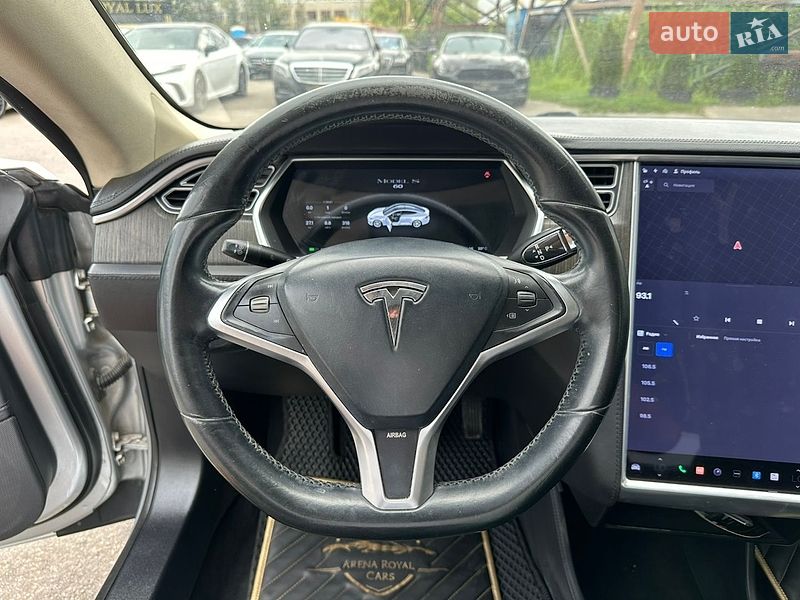 Лифтбек Tesla Model S 2013 в Харькове