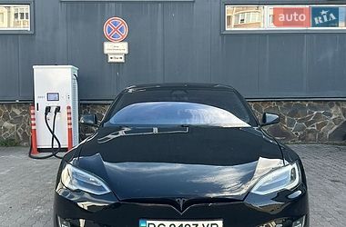 Лифтбек Tesla Model S 2019 в Стрые