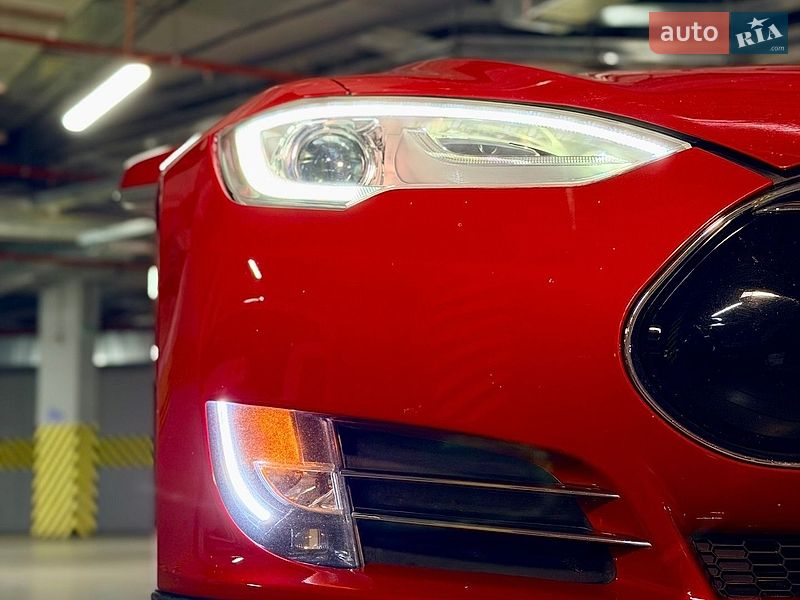 Лифтбек Tesla Model S 2013 в Одессе фото 12 Лифтбек Tesla Model S 2013 в Одессе