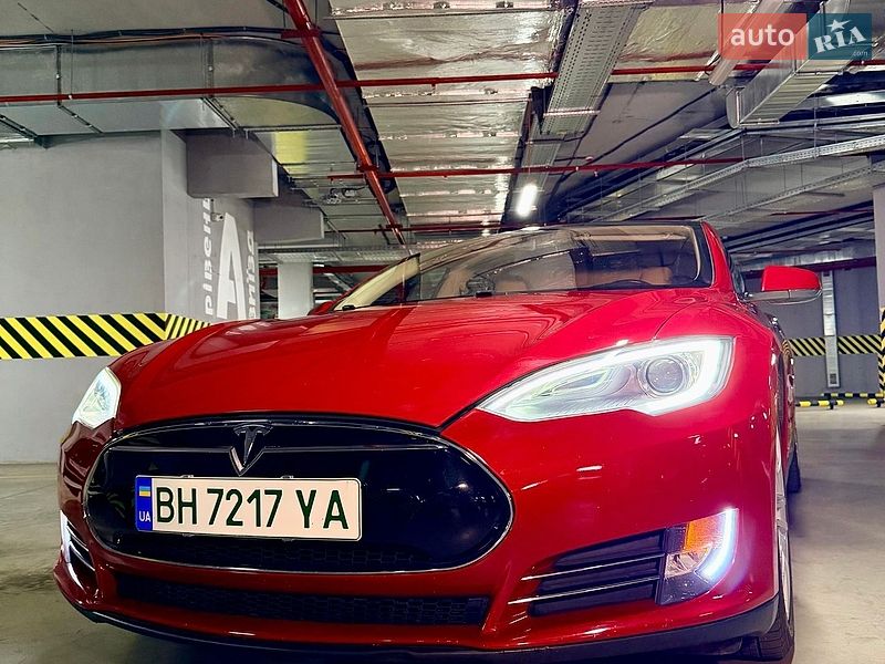 Лифтбек Tesla Model S 2013 в Одессе фото 11 Лифтбек Tesla Model S 2013 в Одессе