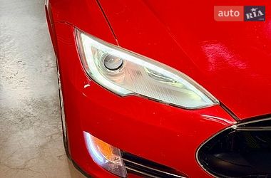 Лифтбек Tesla Model S 2013 в Одессе фото 14 Лифтбек Tesla Model S 2013 в Одессе