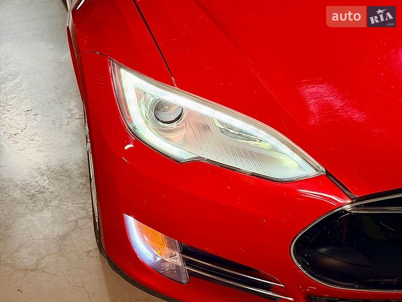 Лифтбек Tesla Model S 2013 в Одессе фото 14 Лифтбек Tesla Model S 2013 в Одессе