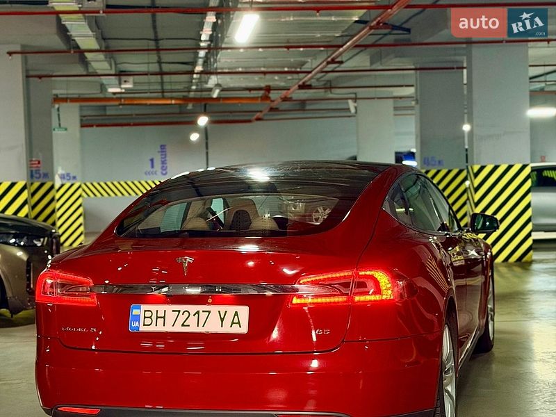 Лифтбек Tesla Model S 2013 в Одессе фото 17 Лифтбек Tesla Model S 2013 в Одессе