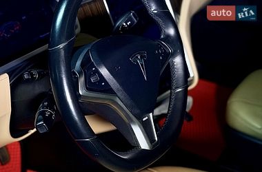 Лифтбек Tesla Model S 2013 в Одессе фото 19 Лифтбек Tesla Model S 2013 в Одессе