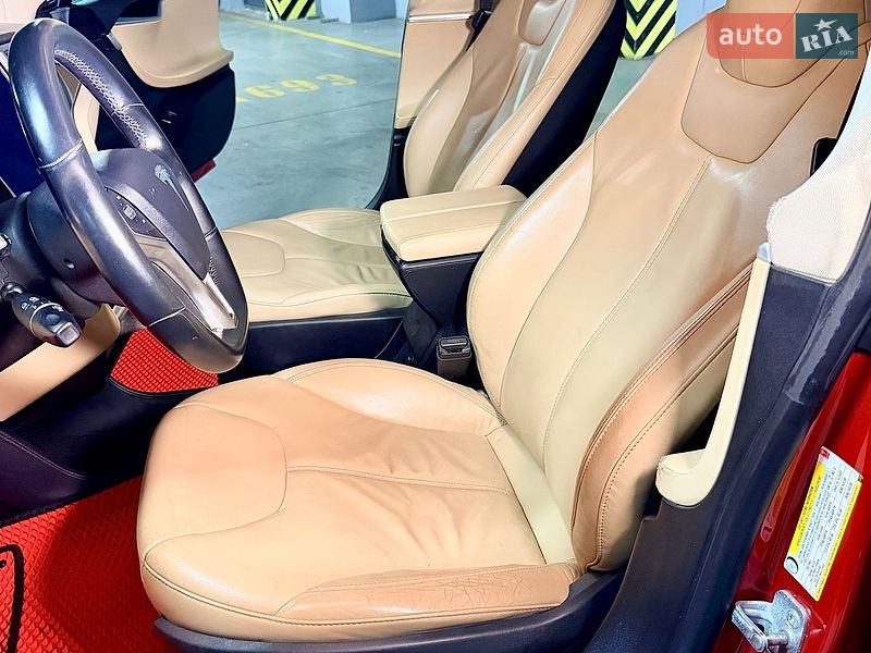 Лифтбек Tesla Model S 2013 в Одессе фото 21 Лифтбек Tesla Model S 2013 в Одессе