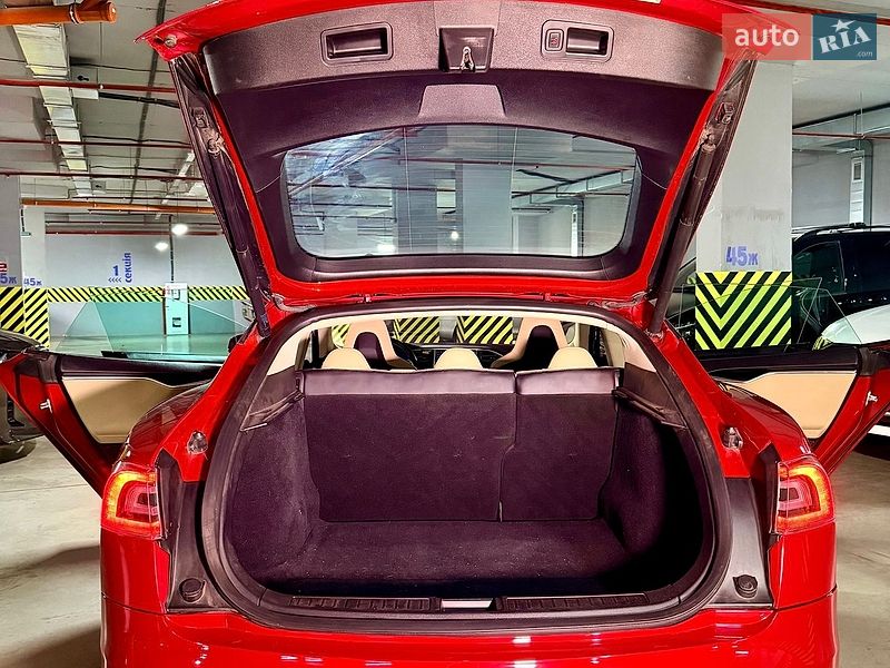 Лифтбек Tesla Model S 2013 в Одессе фото 26 Лифтбек Tesla Model S 2013 в Одессе