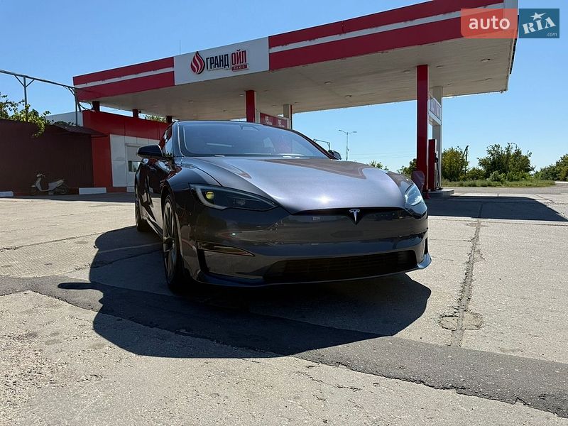 Tesla Model S 2022