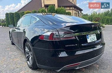 Лифтбек Tesla Model S 2015 в Житомире