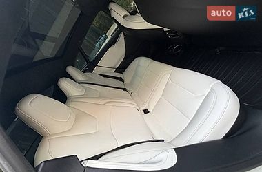 Лифтбек Tesla Model S 2017 в Тернополе