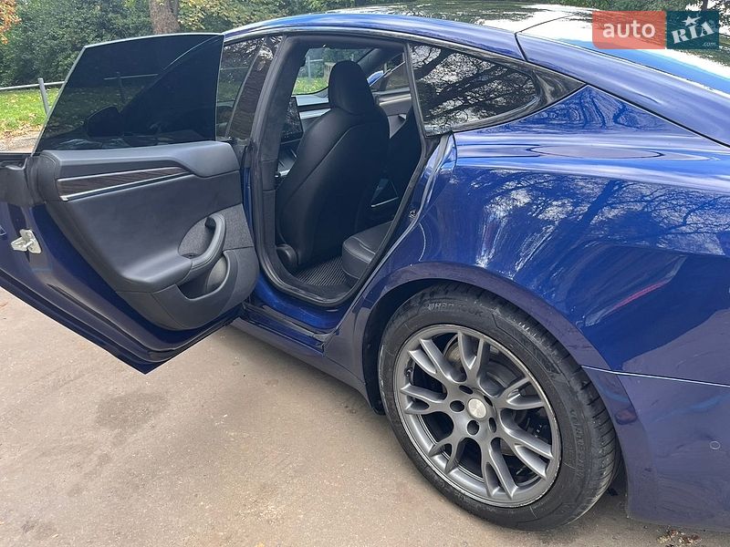 Лифтбек Tesla Model S 2022 в Львове фото 7 Лифтбек Tesla Model S 2022 в Львове
