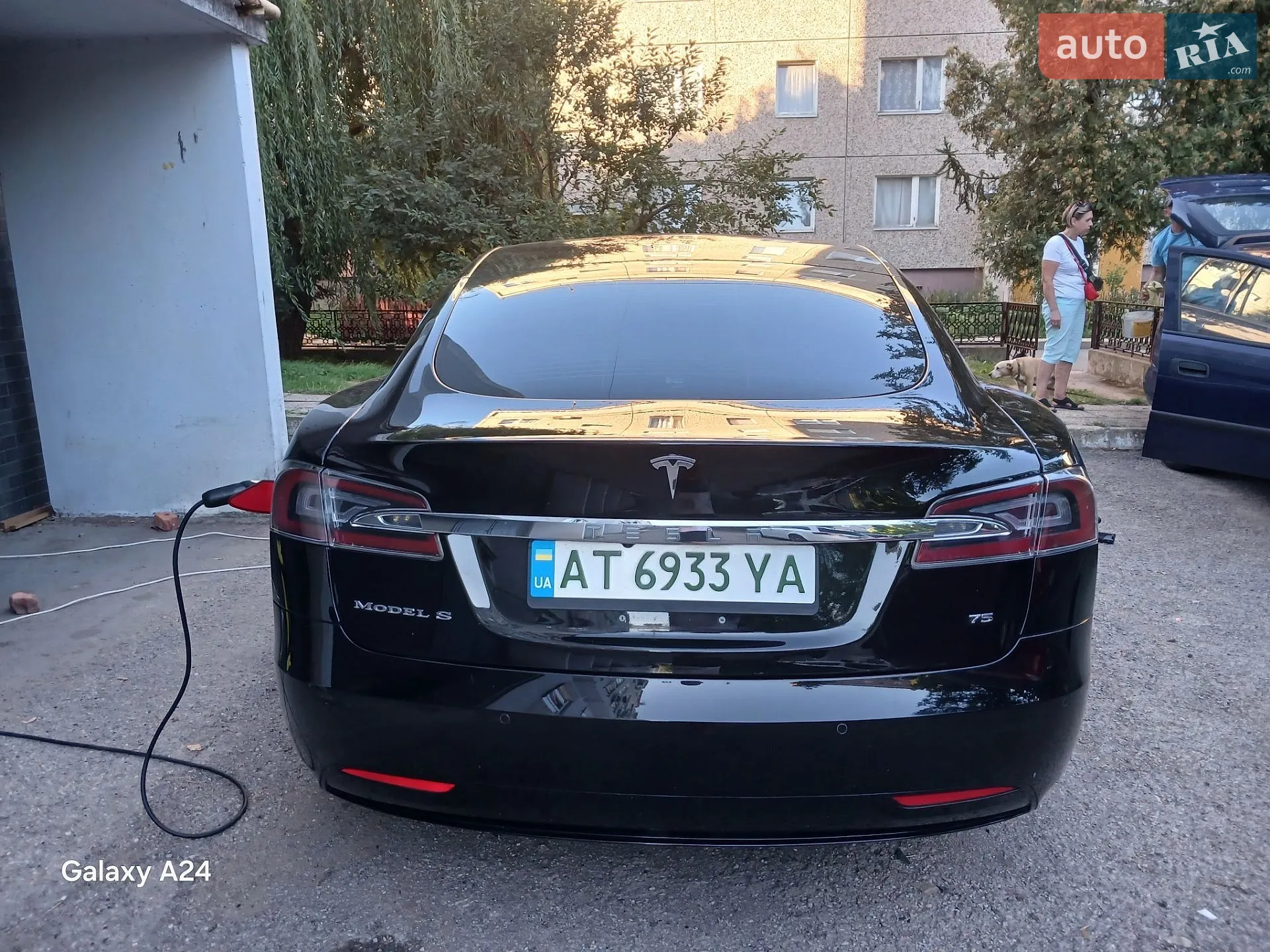 2017 Tesla Model S - мініатюра 10