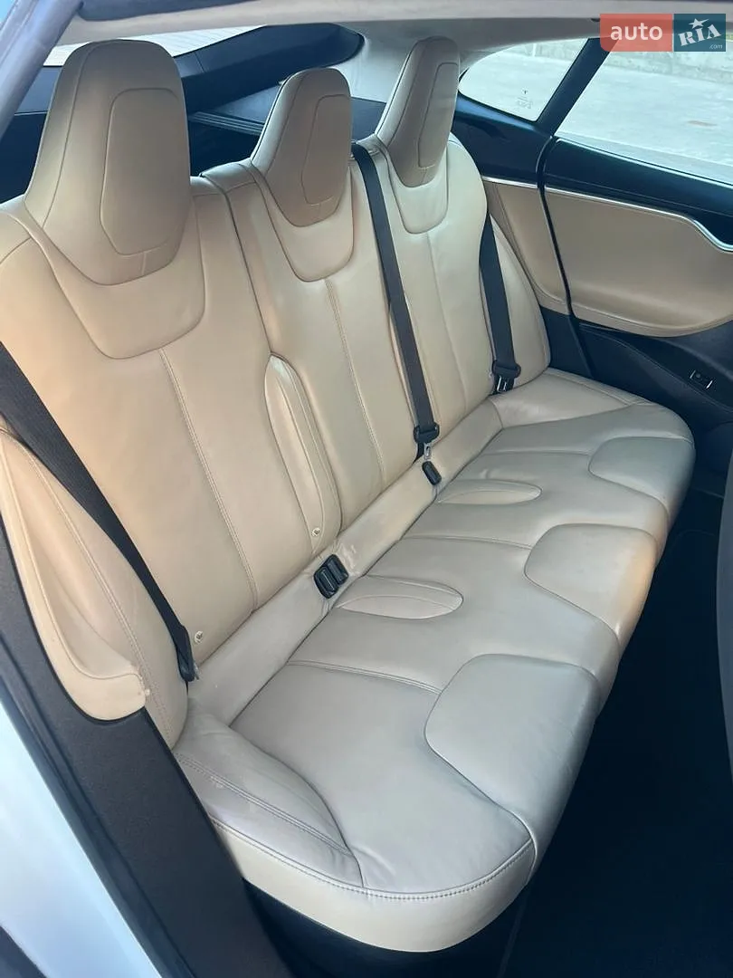 2015 Tesla Model S - мініатюра 18