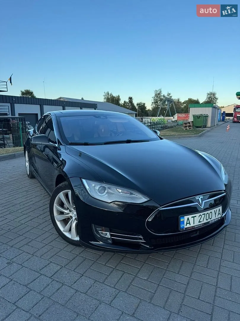2014 Tesla Model S - мініатюра 8