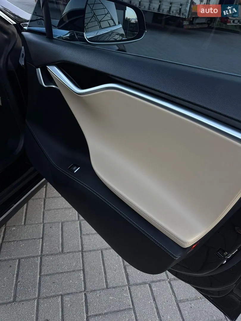 2014 Tesla Model S - мініатюра 32
