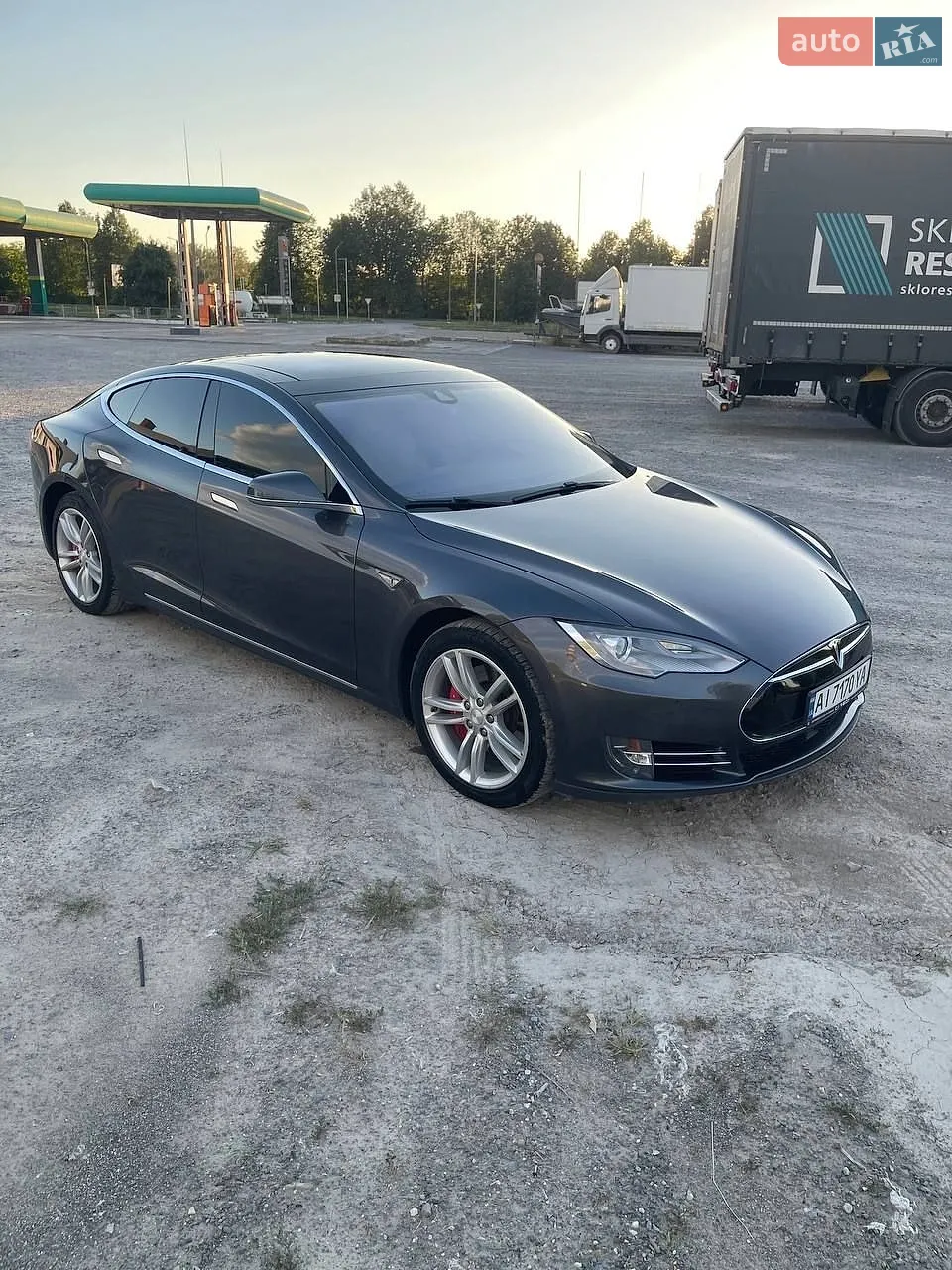 2015 Tesla Model S - мініатюра 8