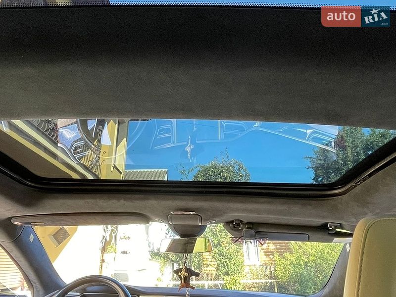 Ліфтбек Tesla Model S 2015 в Калуші