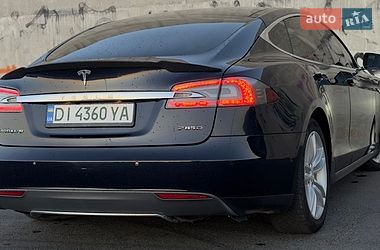 Ліфтбек Tesla Model S 2015 в Львові фото 23 Ліфтбек Tesla Model S 2015 в Львові