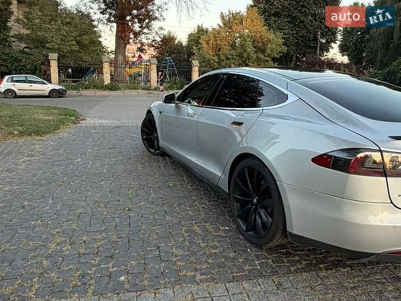 Ліфтбек Tesla Model S 2013 в Фастові фото 3 Ліфтбек Tesla Model S 2013 в Фастові