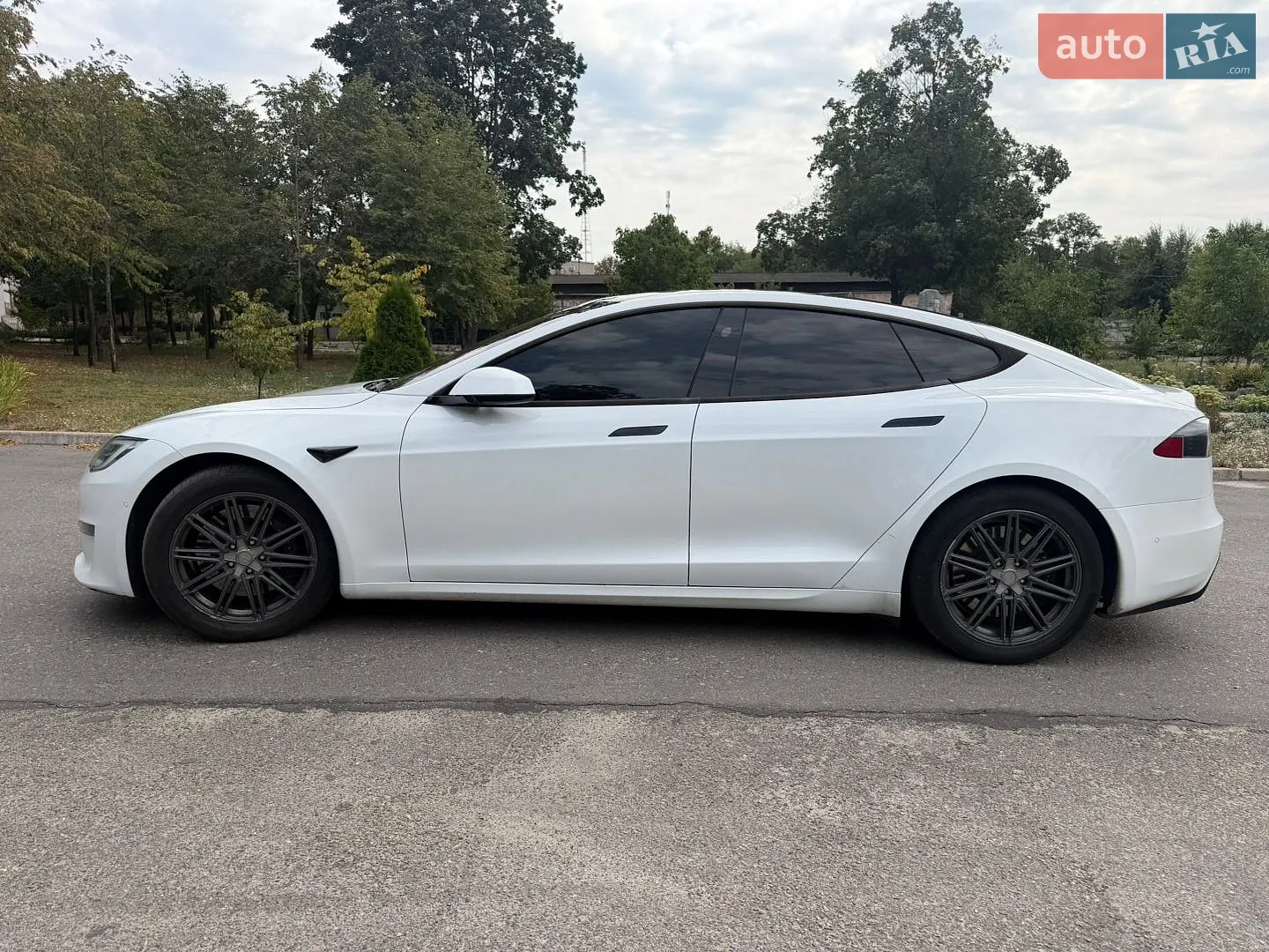 2021 Tesla Model S - мініатюра 3